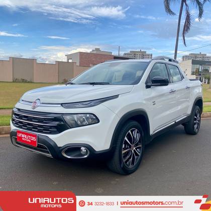 FIAT TORO 2.0 16V TURBO DIESEL VOLCANO 4WD AT9